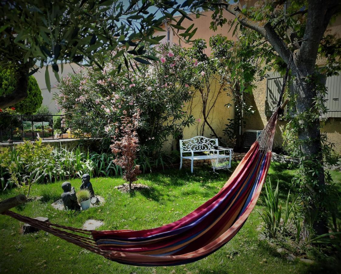 La Maison Du Chemin Des Prairies Morieres-les-Avignon Екстериор снимка