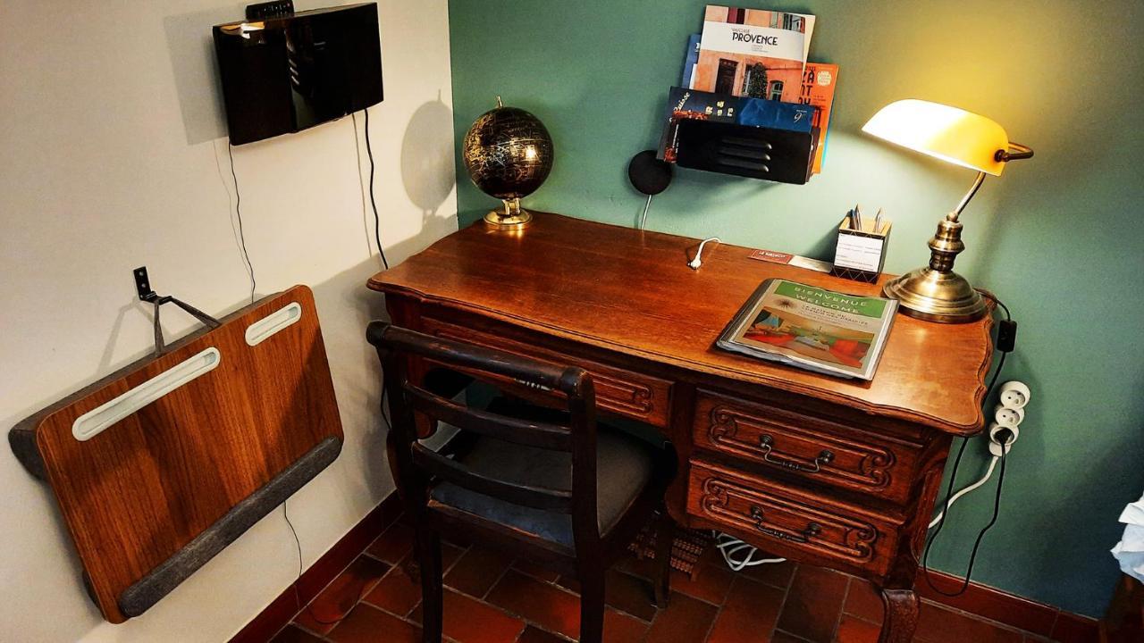 La Maison Du Chemin Des Prairies Morieres-les-Avignon Екстериор снимка